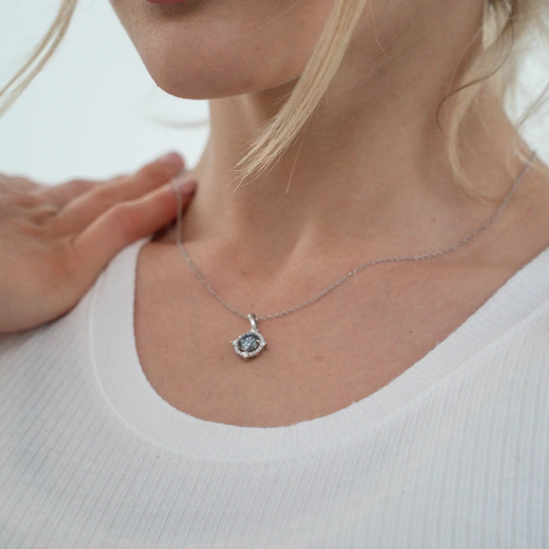 1.20 d.e.w cts Regina Moissanite Necklace