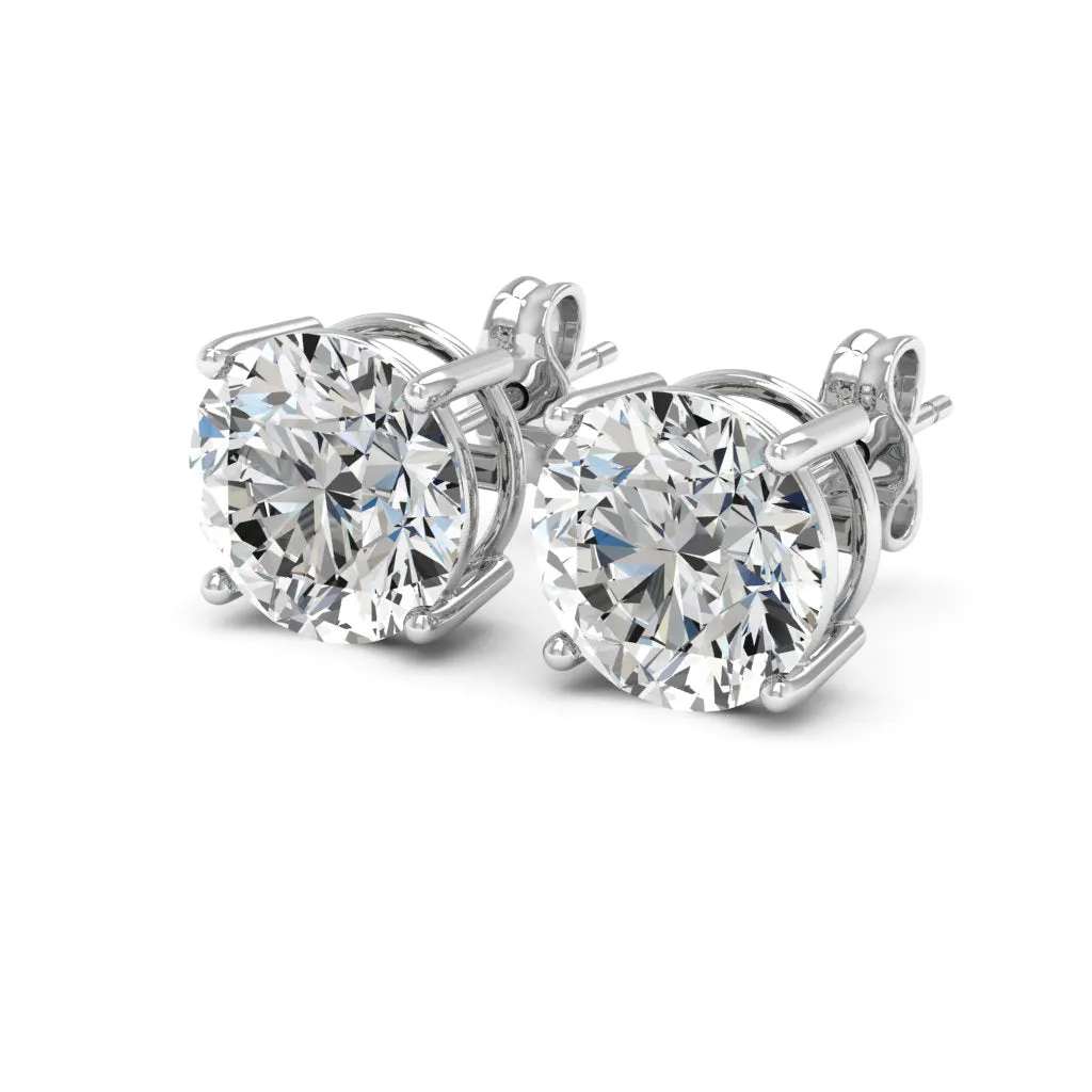 4.00 d.e.w cts 8mm Round Moissanite Stud