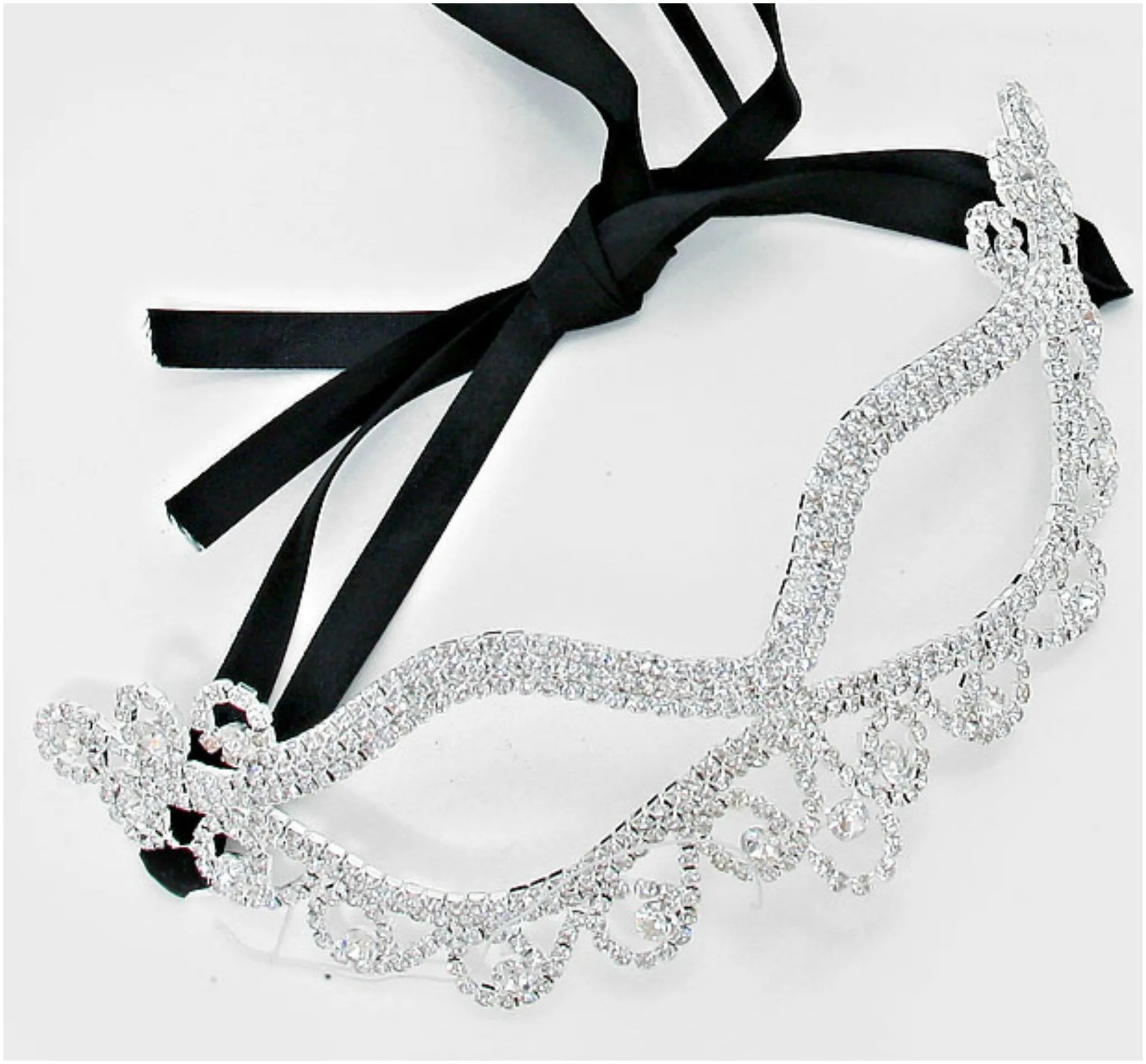 Bahati Swirl Filigree Cat Eye Masquerade Mask