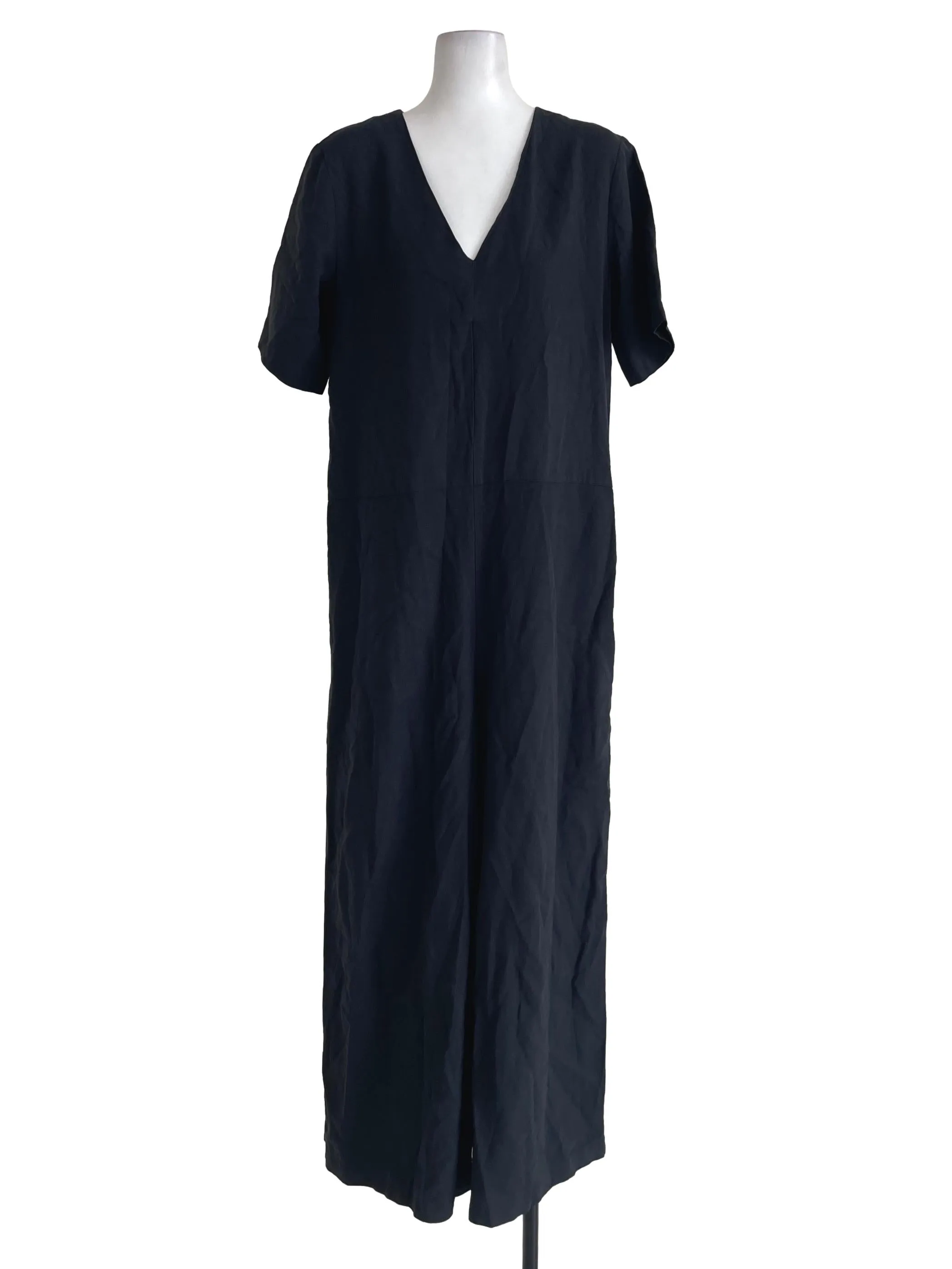 Black Plain Short Sleeves Jumpsuit BTV