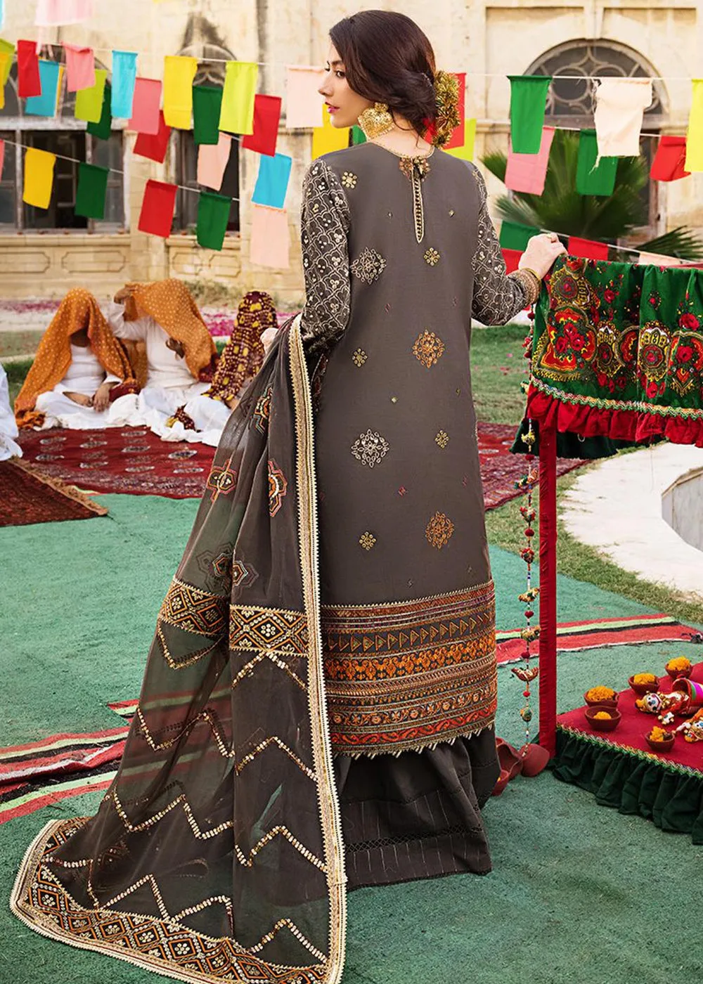 Embellished Grey Kameez Salwar Pakistani Party Wear