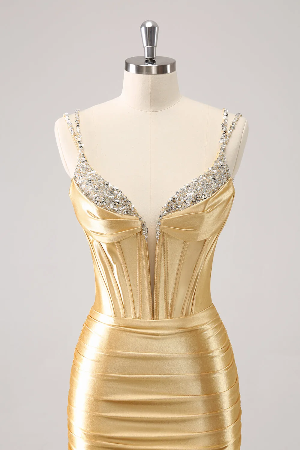 Gorgeous Golden Bodycon Corset Short Homecoming Dress with Sequins