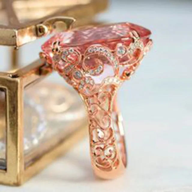 Gorgeous Vintage Oval Pink Red Gemstone Ring Women's Wedding Engagement Jewelry