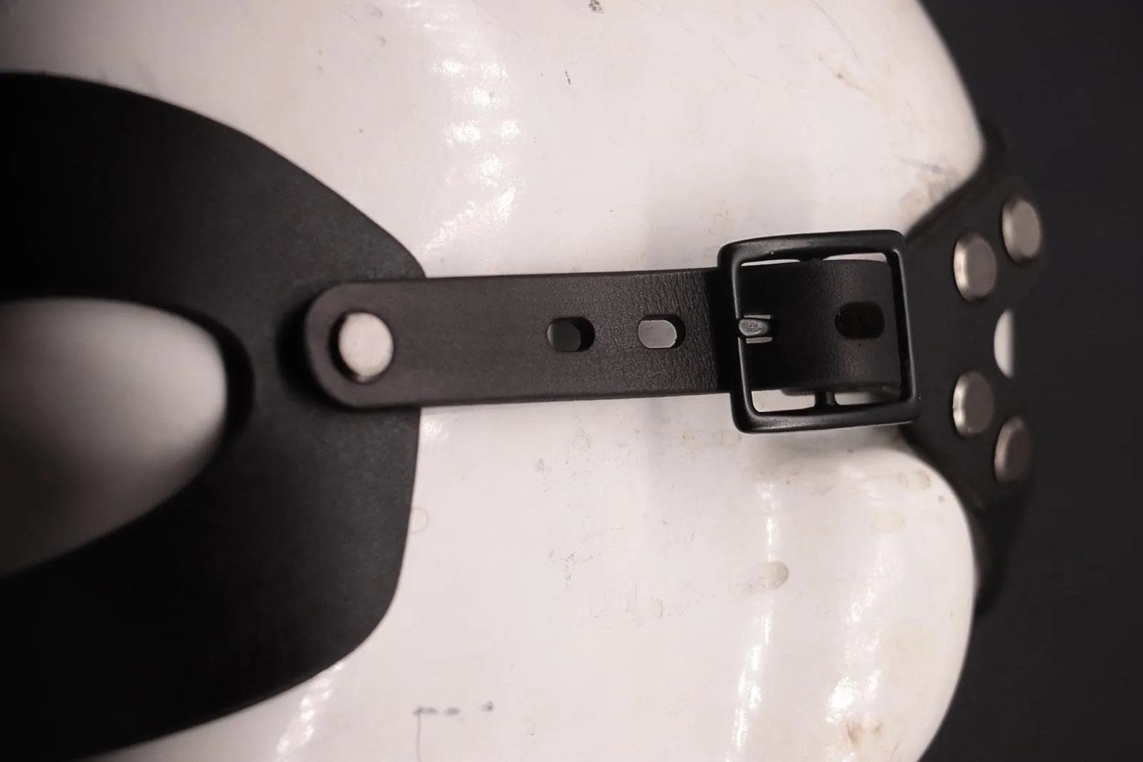 Hero Mask - Black with Black Hardware