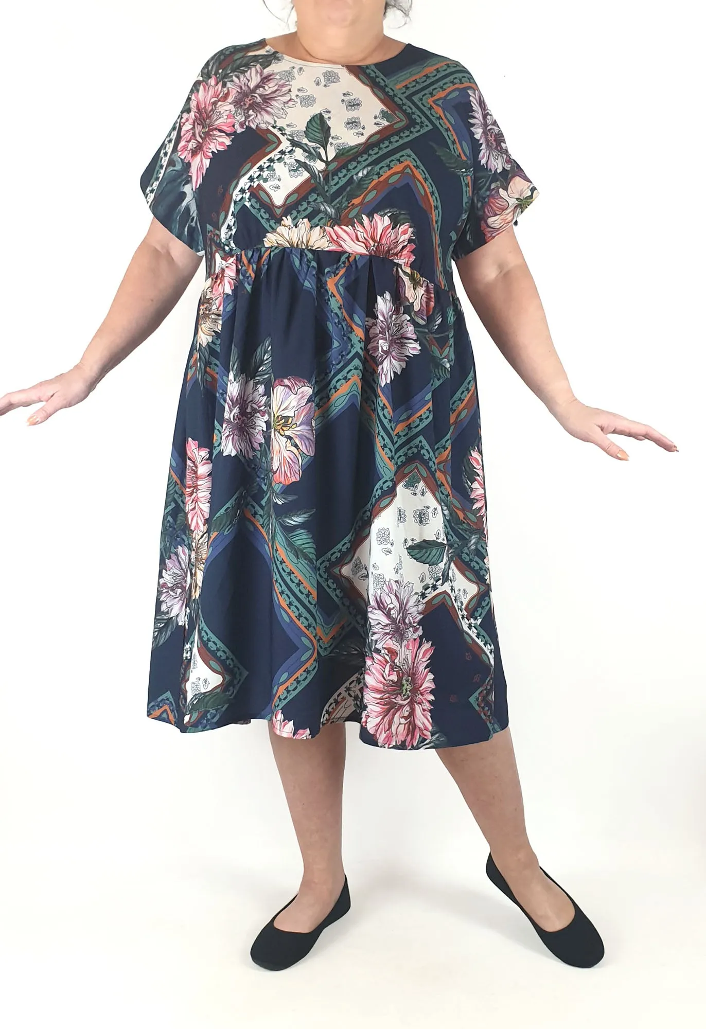Lorraine navy polyester dress size 18