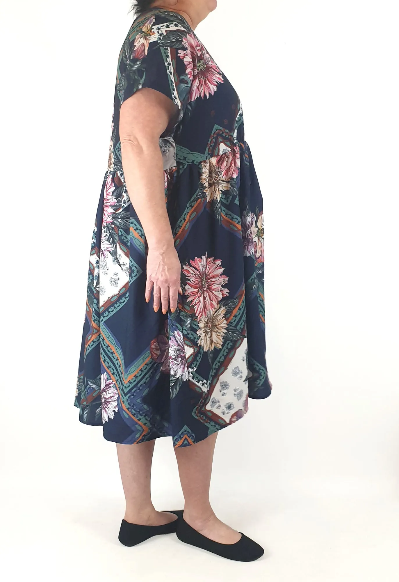 Lorraine navy polyester dress size 18