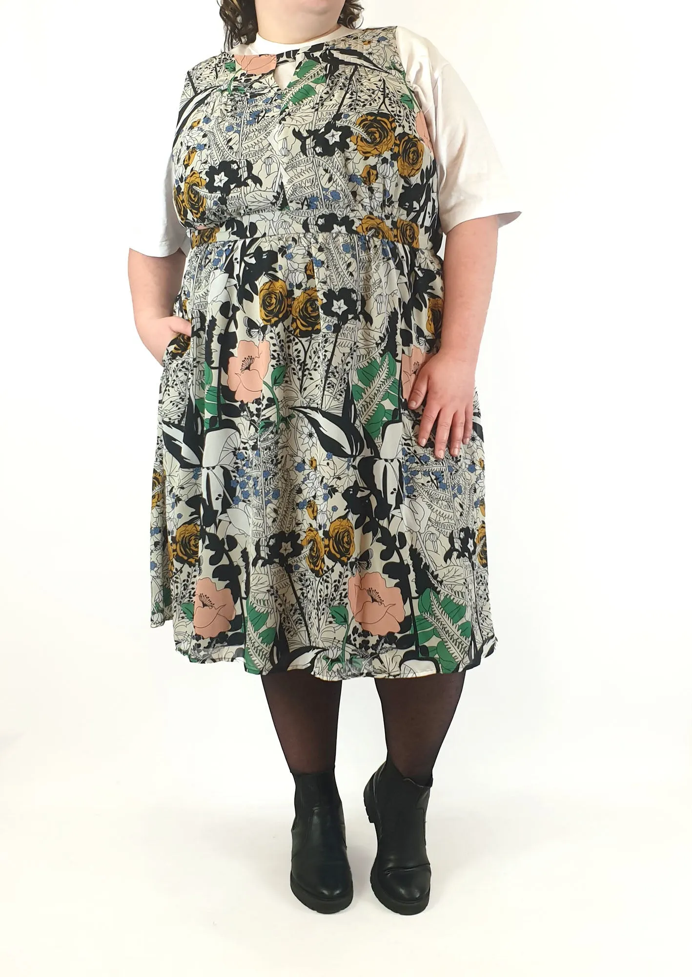 Modcloth   Dupenny unique print sleeveless dress size 2X