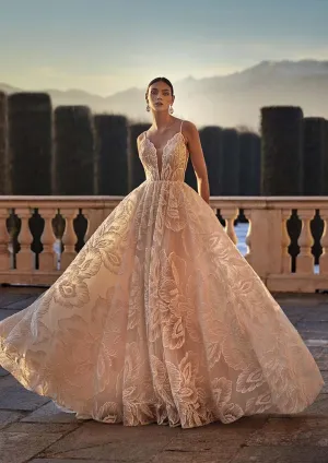 Pronovias Privee: Orlanda