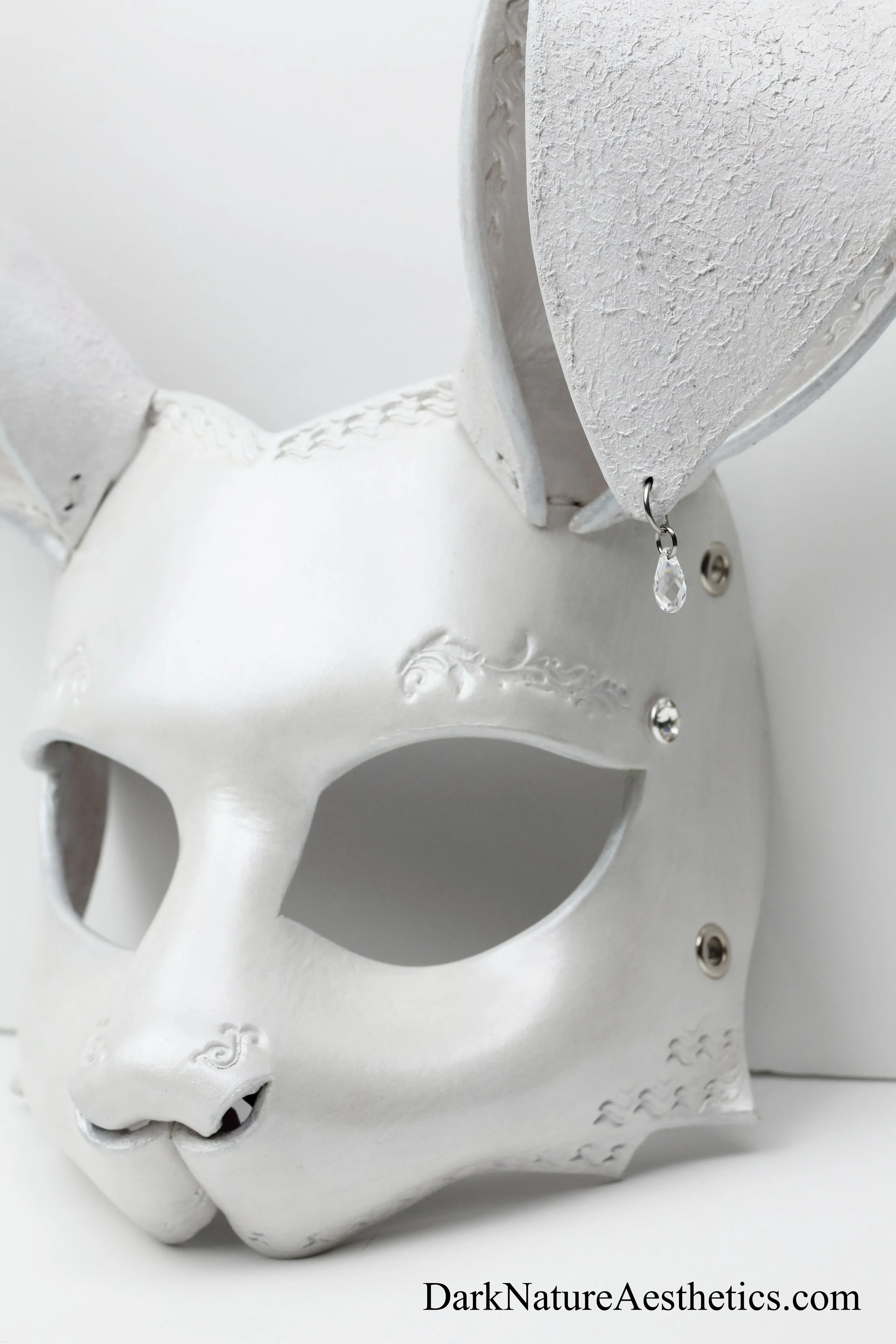 "Aurora" Pearl White Bunny Rabbit Leather Mask