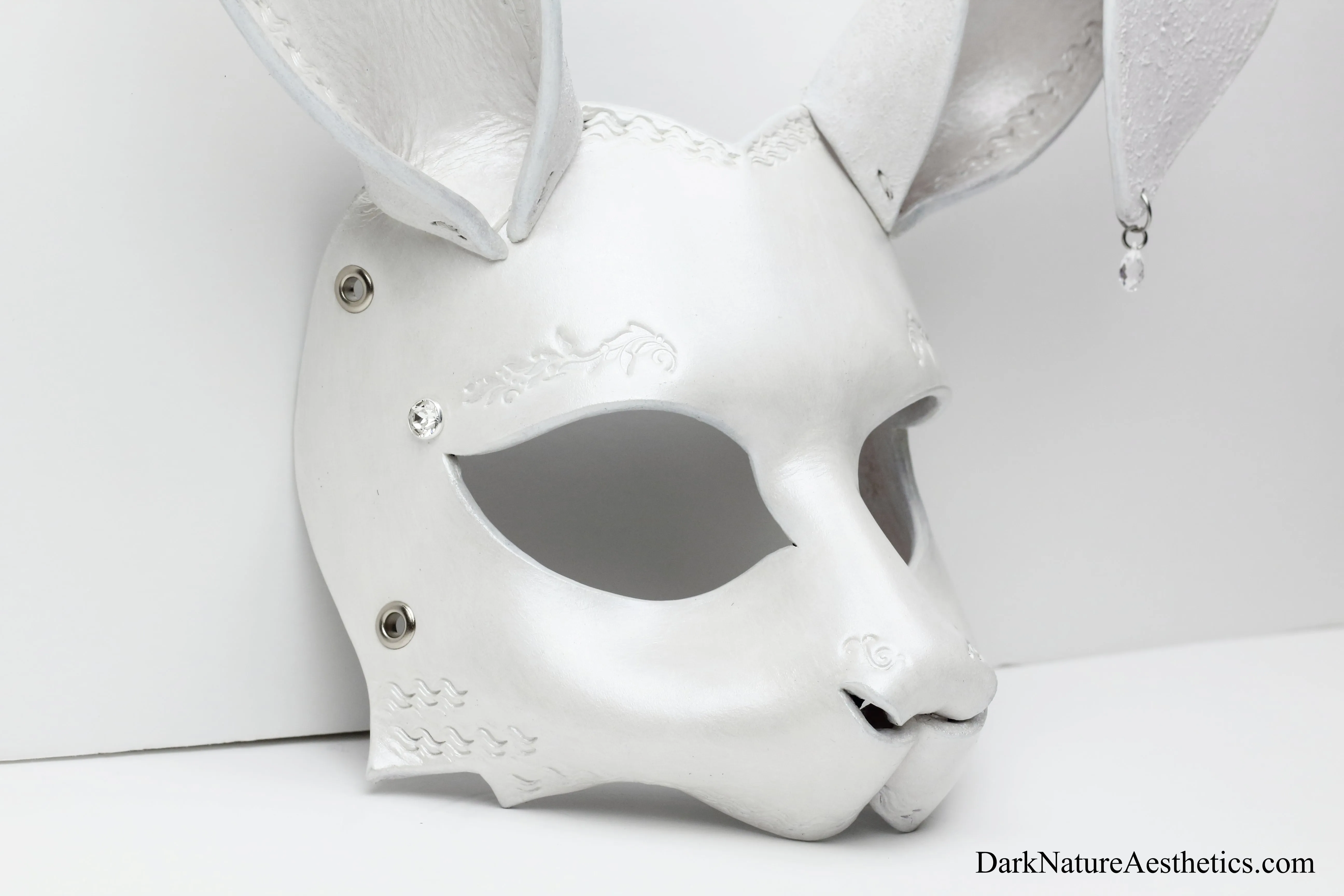 "Aurora" Pearl White Bunny Rabbit Leather Mask