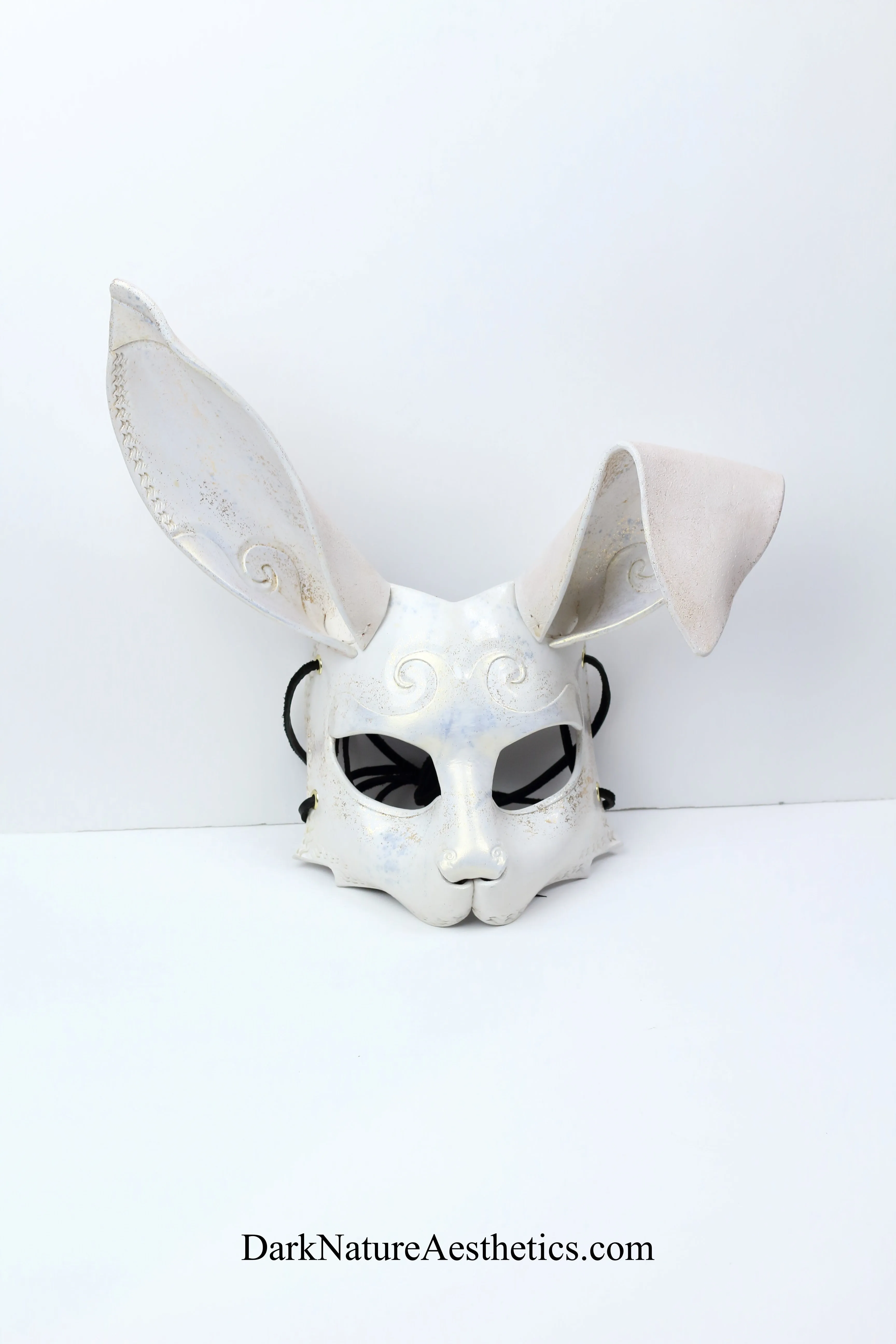 "Dahlia" White/Gold Shimmer Bunny Rabbit Leather Mask