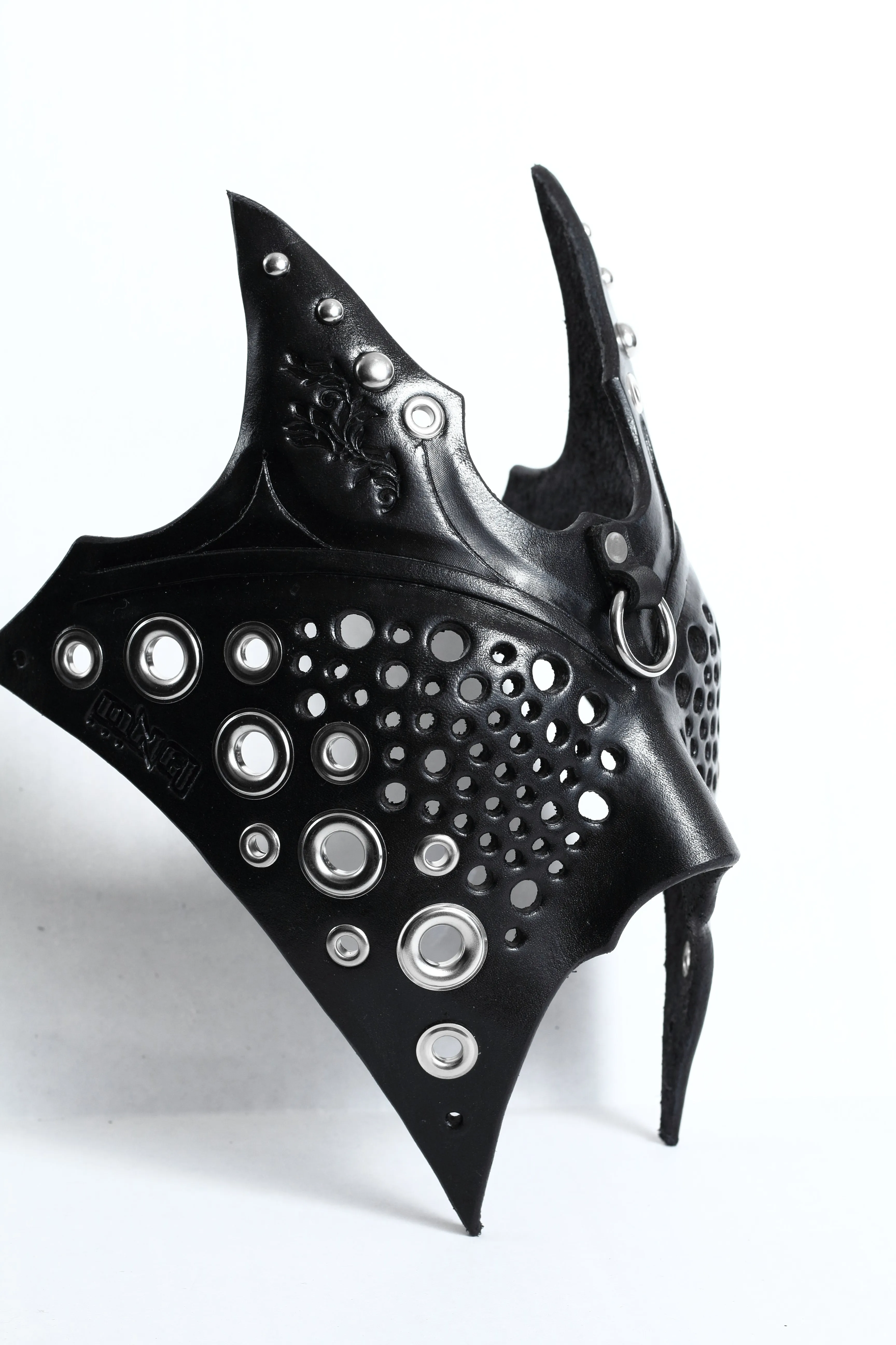 "Deep Abyss" Holy Evil Leather Mask