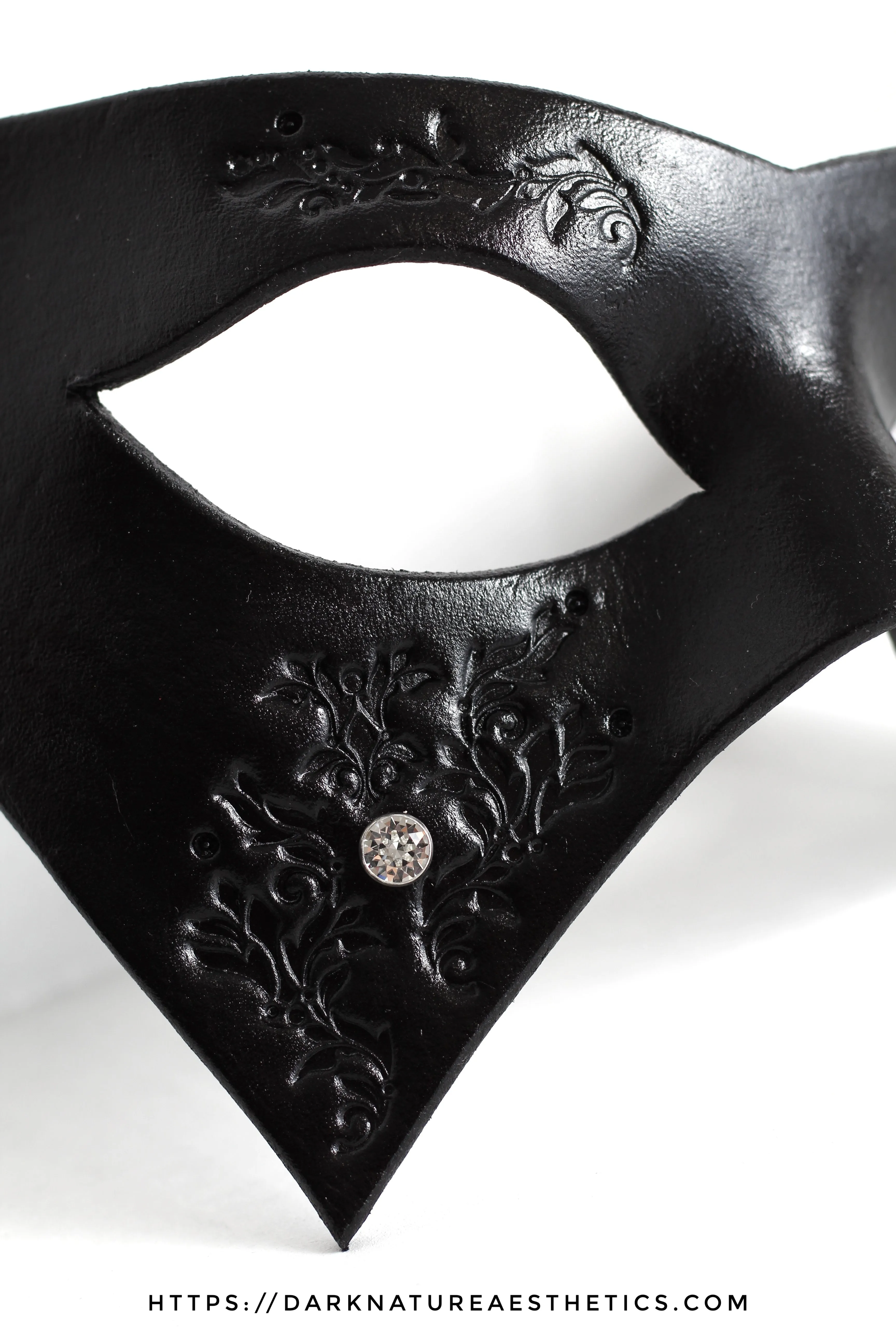 "Deep Abyss" Lucia Leather Mask